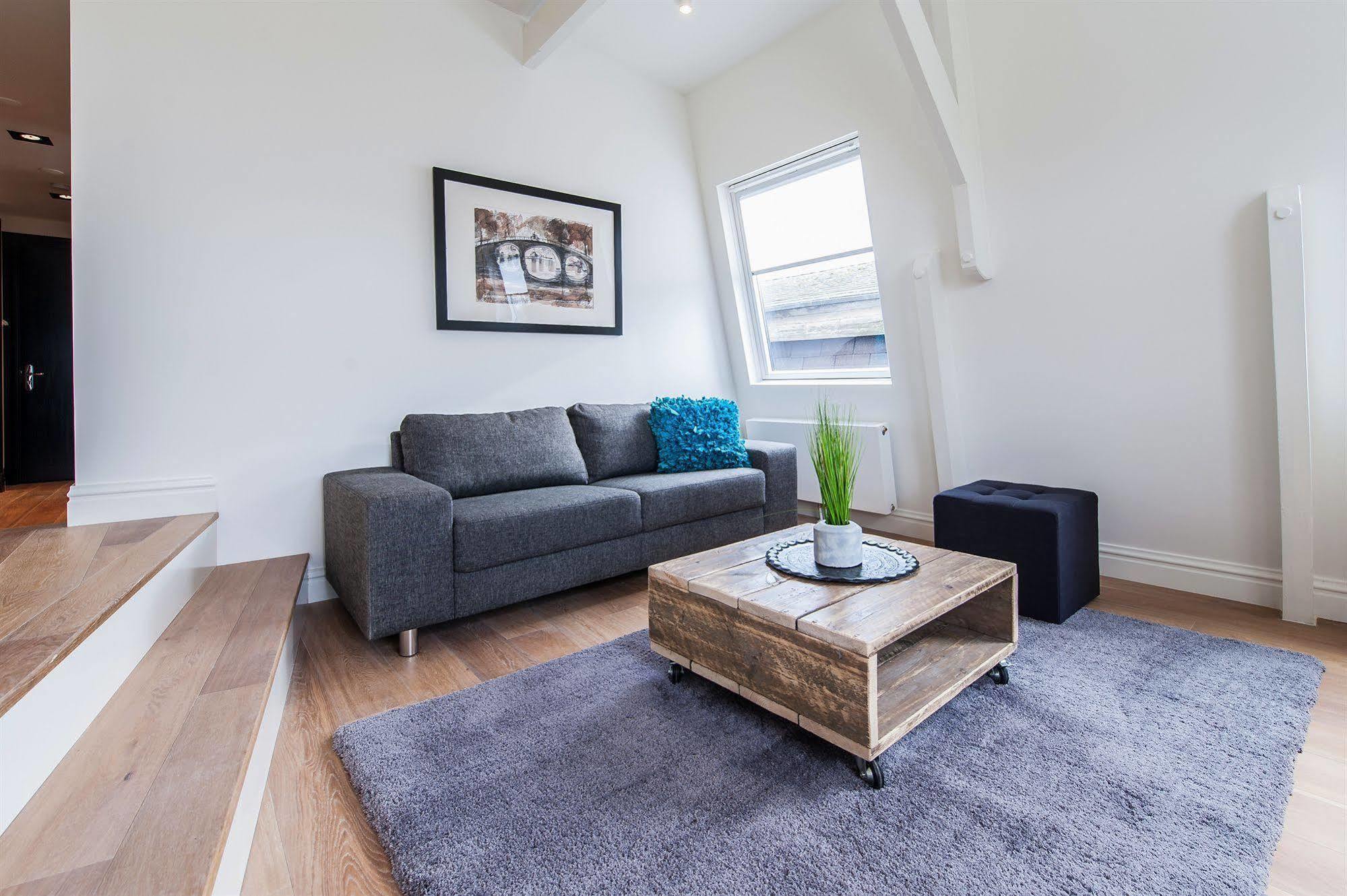 Short Stay Group Tropen Serviced Apartments Amsterdam Exterior photo